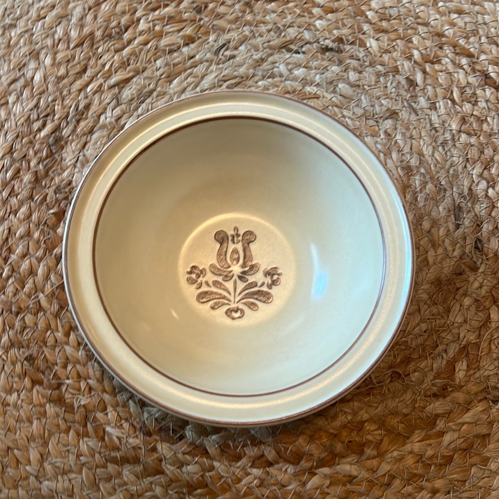 Vintage Pfaltzgraff Village CEREAL SOUP BOWL Discontinued